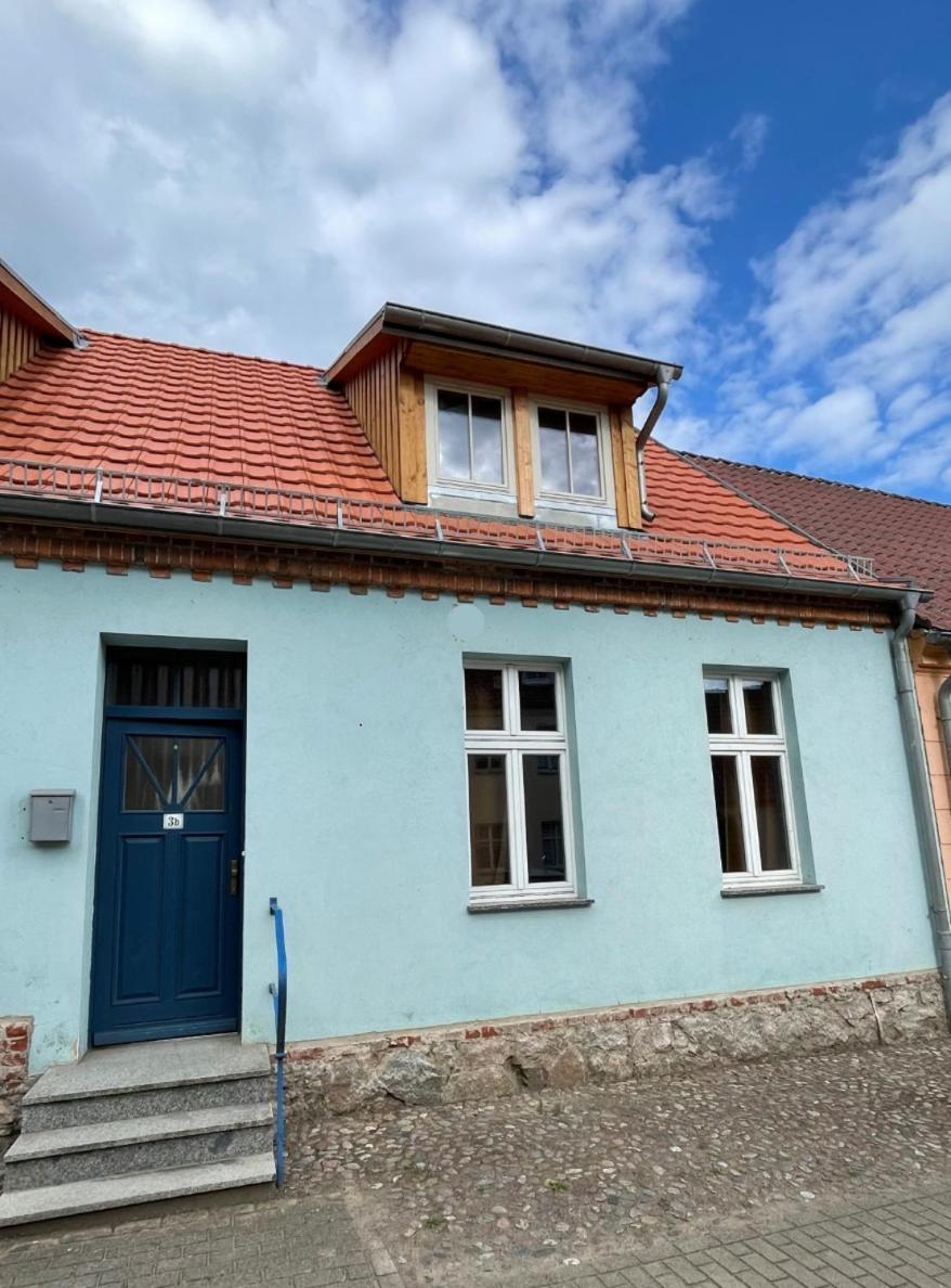 Fewo-Schlossstrasse - Zum Blauen Haus Penkun Luaran gambar